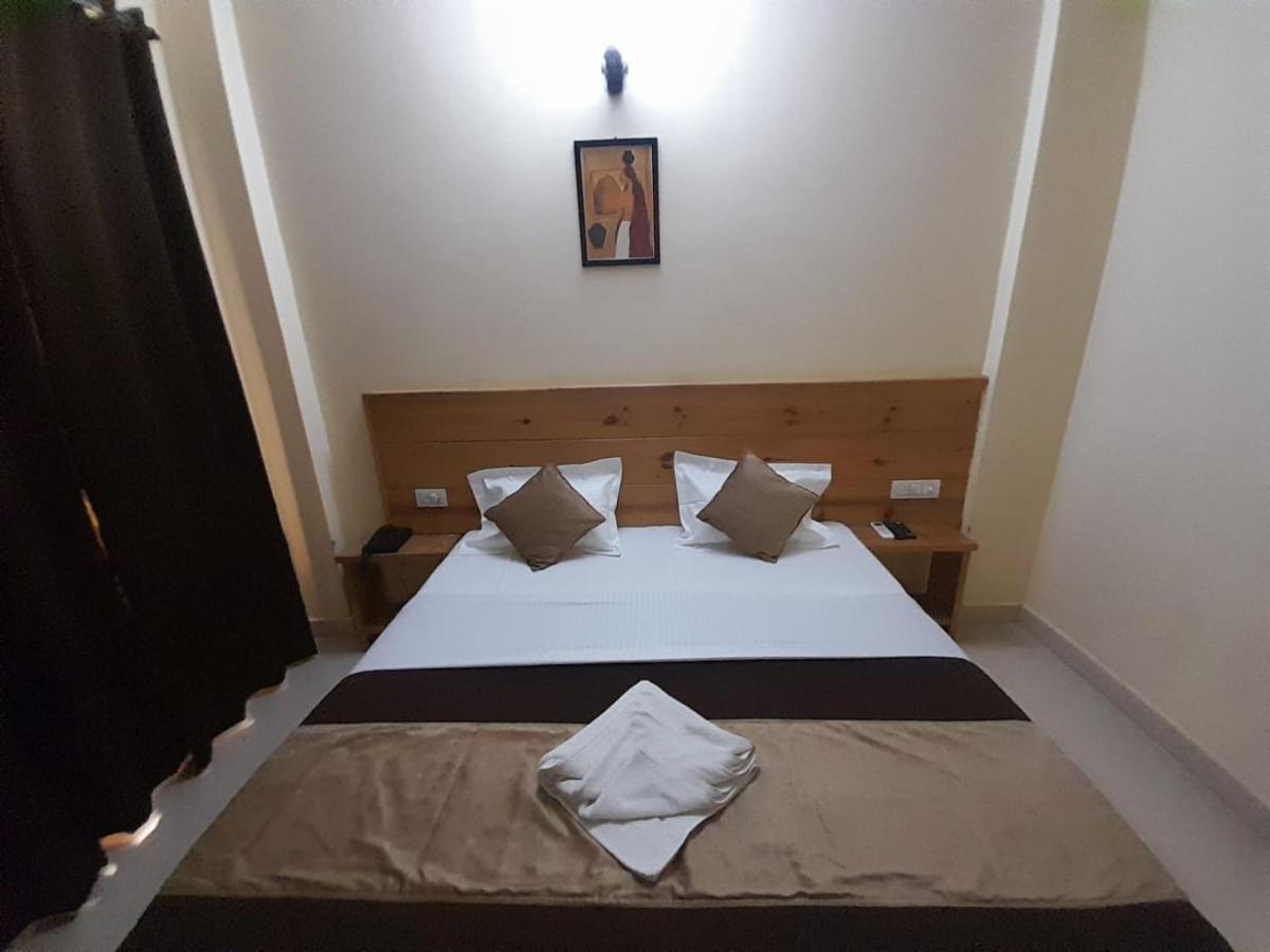 Hotel Krishna Rishīkesh Eksteriør billede